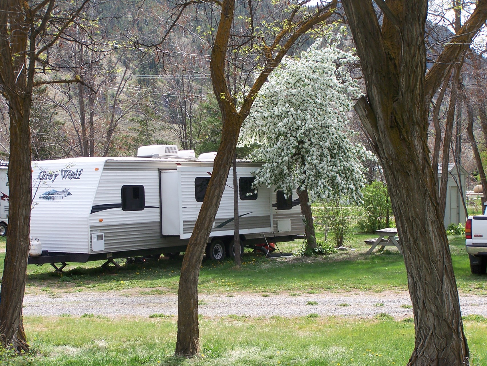 ACACIA GROVE RV PARK CABINS Spences Bridge, British Columbia