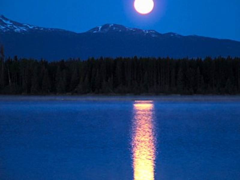 Anahim Lake Resort & RV Park Anahim Lake, British Columbia