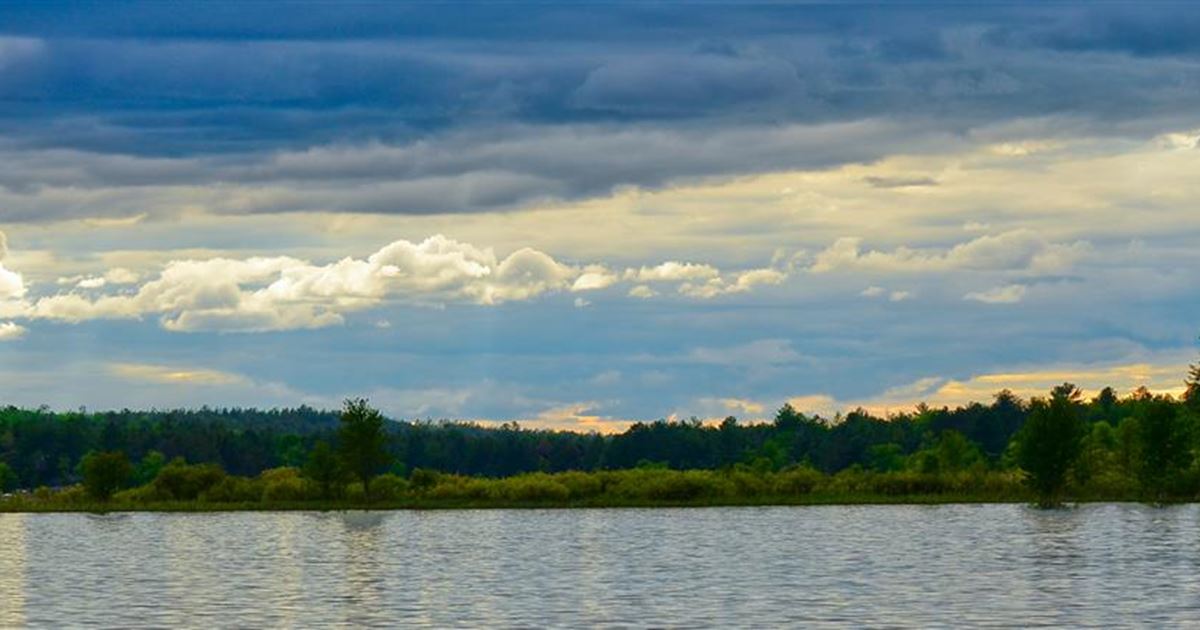 Deluxe Camp Lavigne, North Bay and Lake Nipissing, Ontario