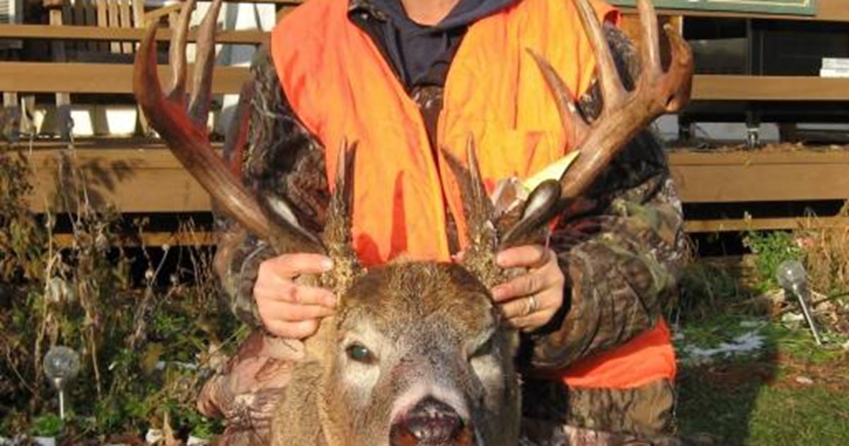 Deer Hunting Package, Fort Frances, Kenora and Dryden, Ontario
