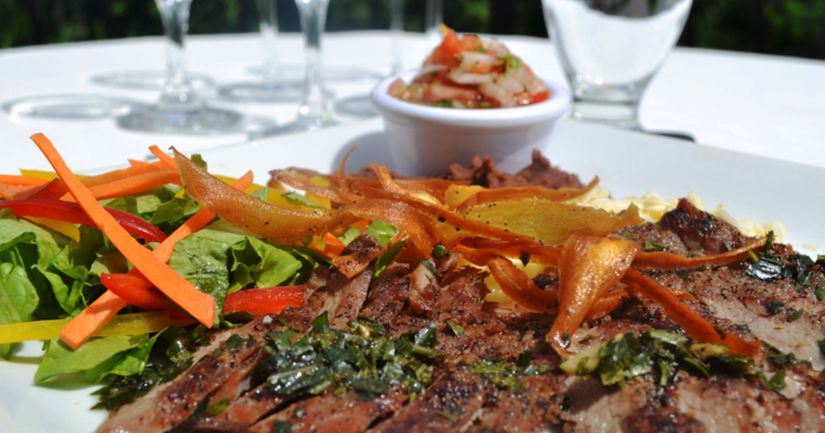 Running W Steakhouse & Restaurant San Ignacio