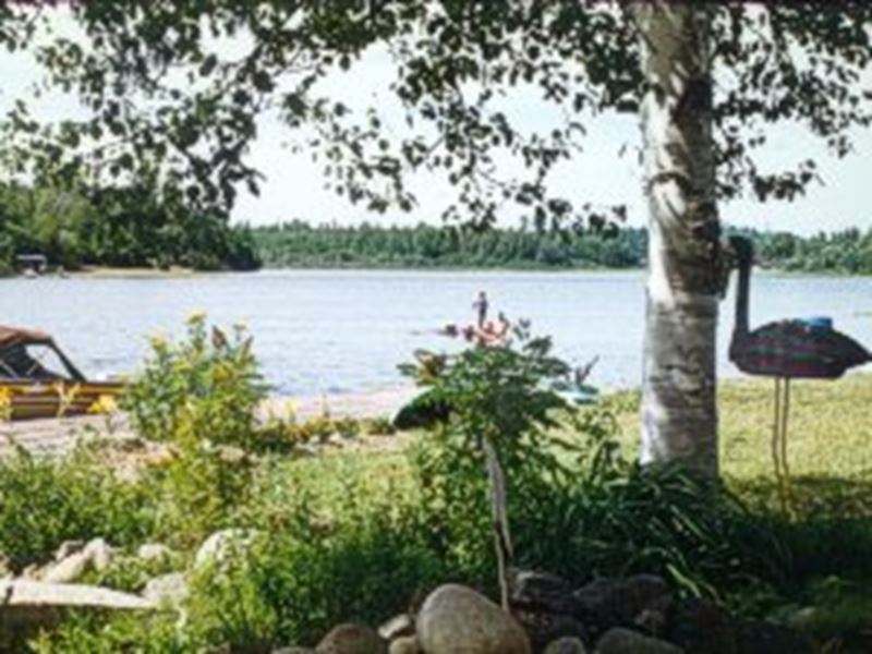 Land O Lakes Lodge Marten River, North Bay and Lake Nipissing, Ontario