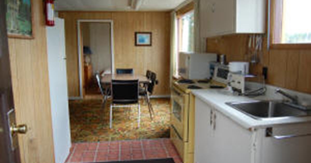 Housekeeping Cottage Fall Package Gowganda, Northeast Ontario, Ontario