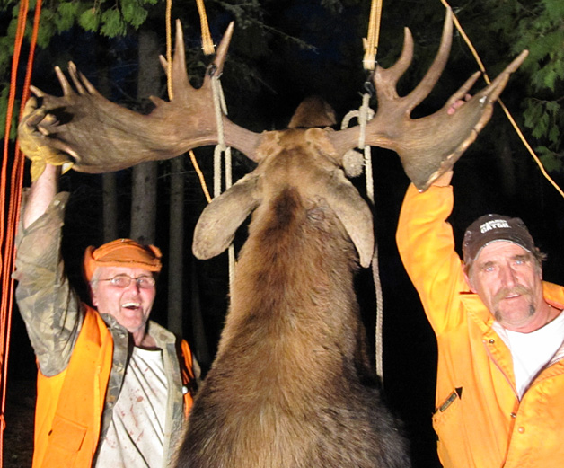 Moose Hunting, Kenora, Red Lake, Dryden, Sioux Lookout, Thunder Bay