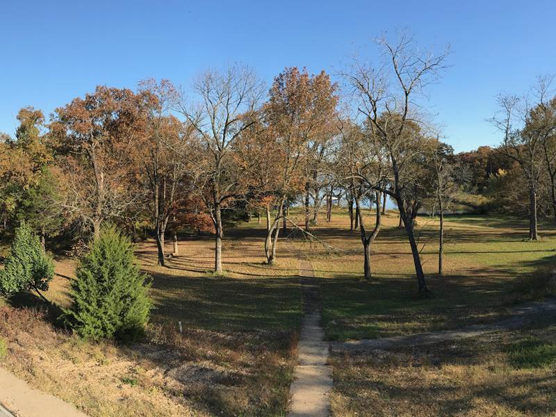Single RV Site On Lake of the Ozarks Edwards, Missouri