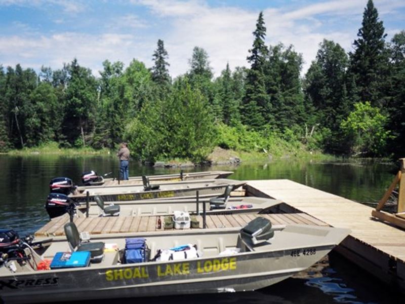 Shoal Lake Lodge, Kenora, Red Lake, Dryden, Sioux Lookout, Thunder Bay