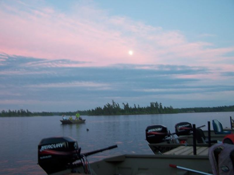 Shoal Lake Lodge, Kenora, Red Lake, Dryden, Sioux Lookout, Thunder Bay