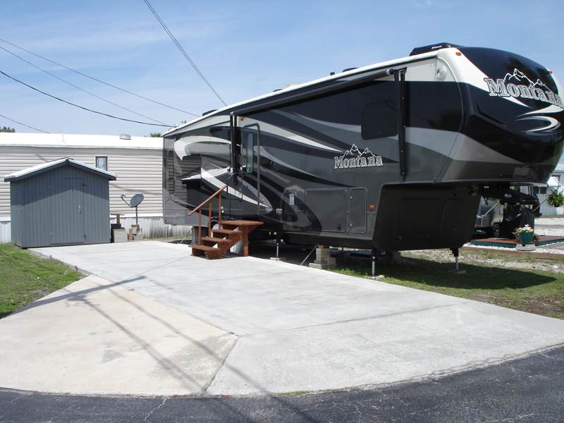 Floral Village Mobile Home & RV Park Plant City, Florida