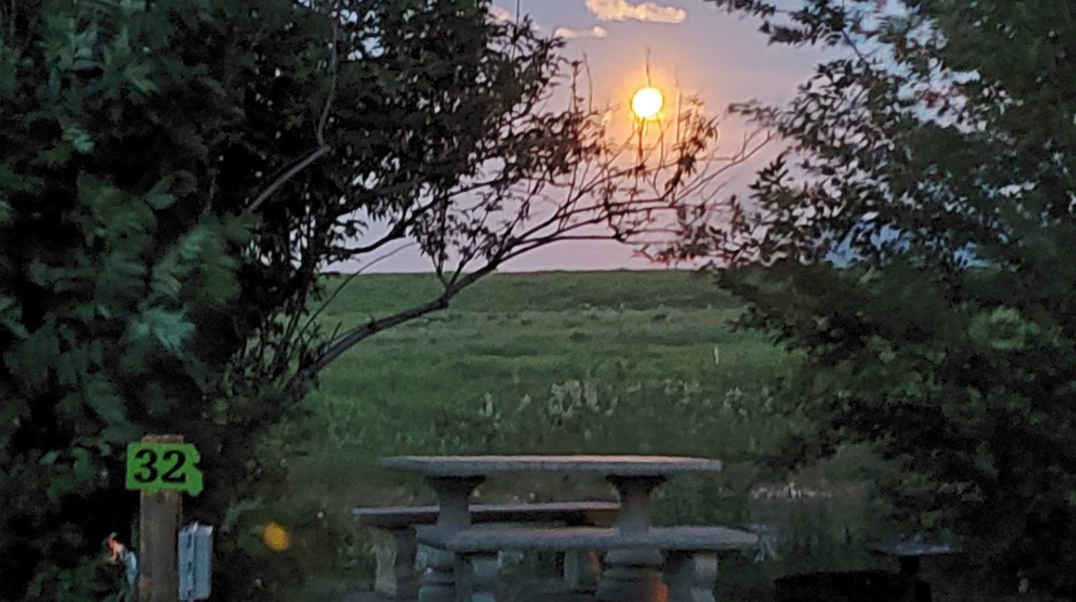 Under 8 Flags Campground Milk River, Alberta