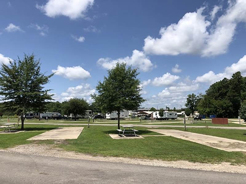 ANTIQUE CAPITAL RV PARK Gladewater, Texas