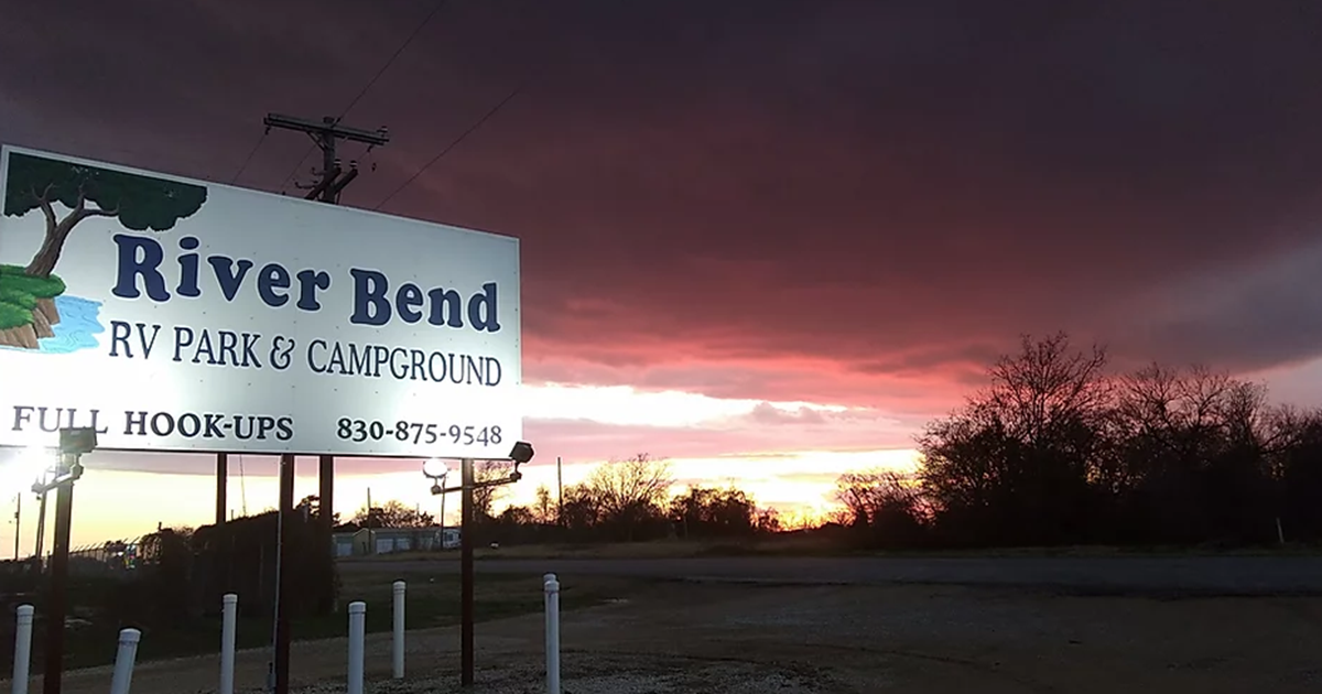 RIVERBEND RV PARK & CAMPGROUND Luling, Texas