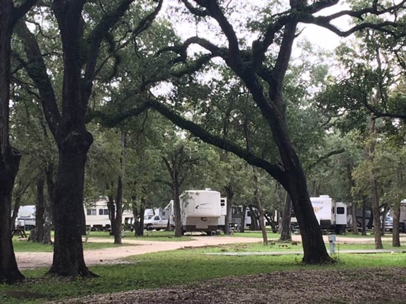 SHADY OAKS RV PARK & CAMPGROUND Ganado, Texas