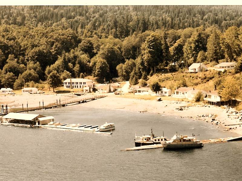 Brown's Bay Resort - Campbell River, British Columbia