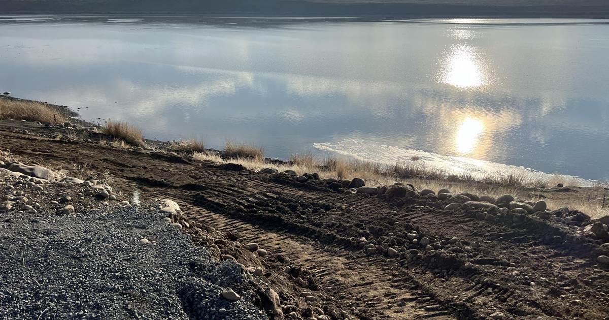 RV w/add'l pad + site access to lake & boat dock Moses Lake, Washington