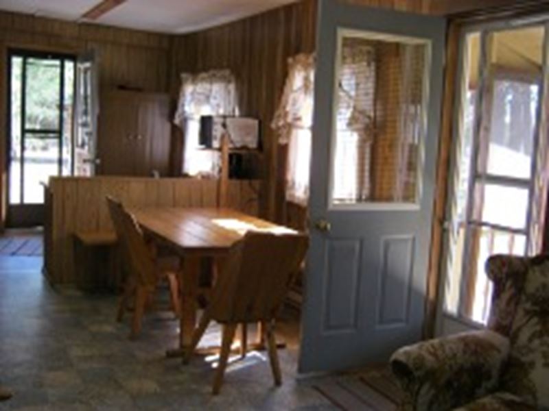 Cosy Cove Cottages, North Bay and Lake Nipissing, Ontario