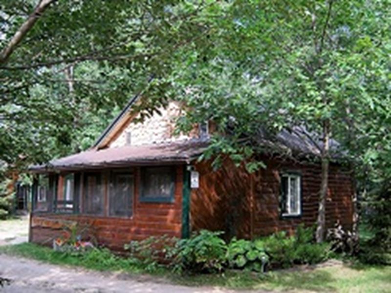 Cosy Cove Cottages, North Bay and Lake Nipissing, Ontario